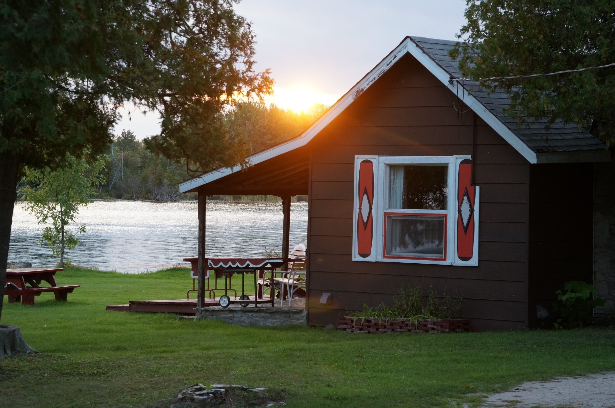 Picture of Cottage "Grandview" by the water.
